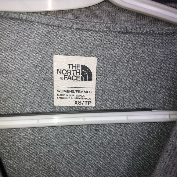 North face long sleeve - Picture 3 of 3